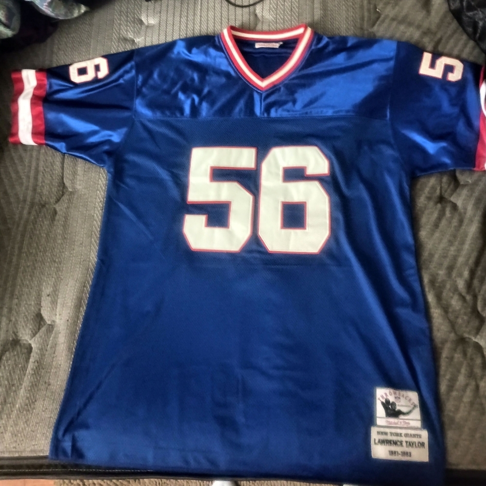 Mitchell and Ness Lawrence Taylor Jersey